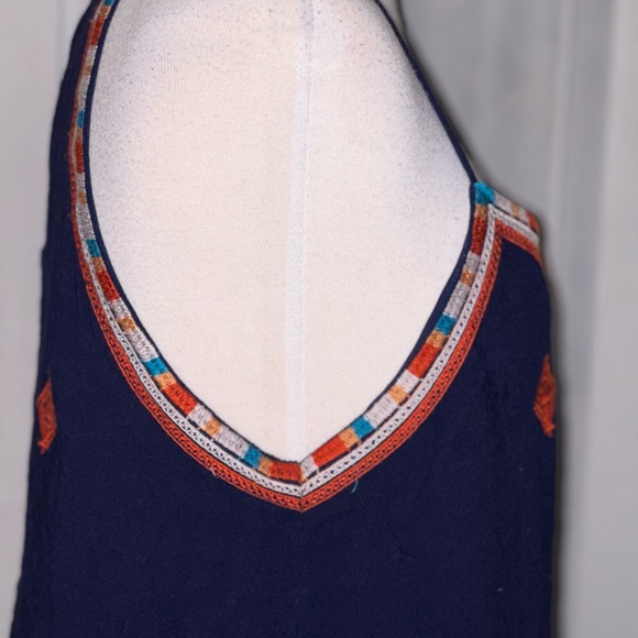 Women’s THML Embroidered Halter Shirt. Size Medium. - Picture 7 of 9